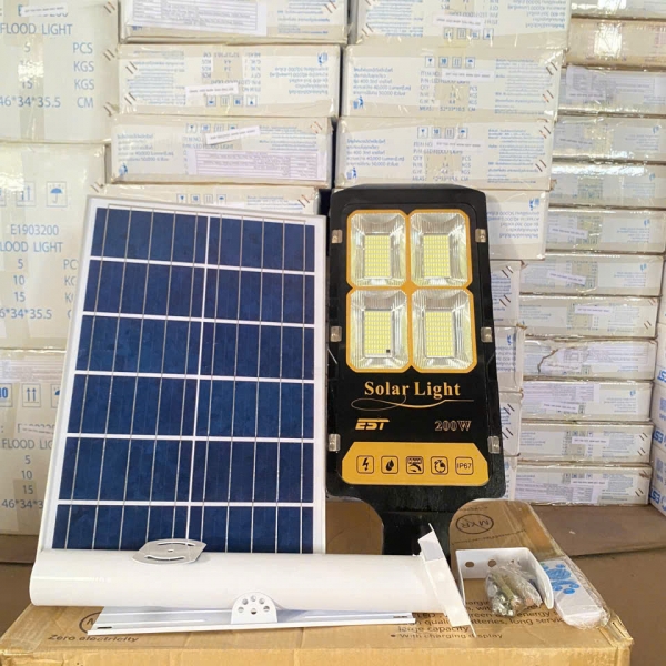 Đèn đường năng lượng mặt trời 200w DSYHL nhôm đúc IP67 